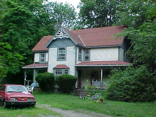 Building photograph for 323 MAIN STREET